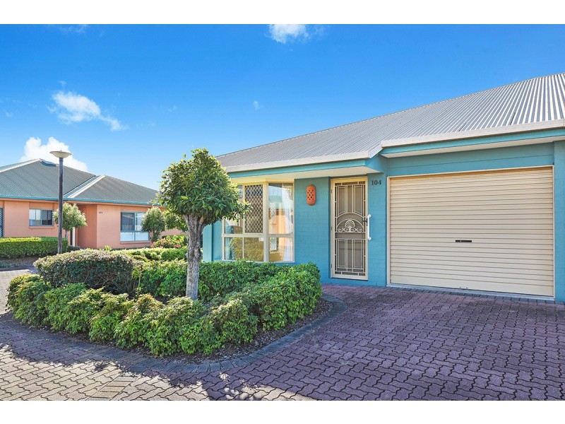 104/40 Lakeside Cr, Currimundi QLD 4551