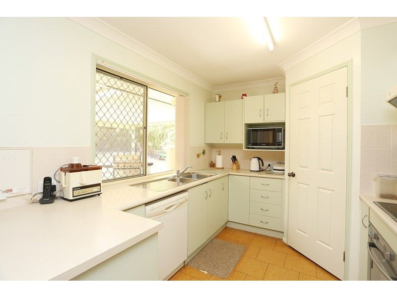 55 Parkview Rd, Glass House Mountains QLD 4518