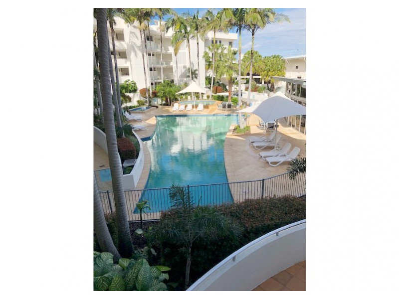 205/13 Nicklin Way – Bluewater Point, Minyama QLD 4575