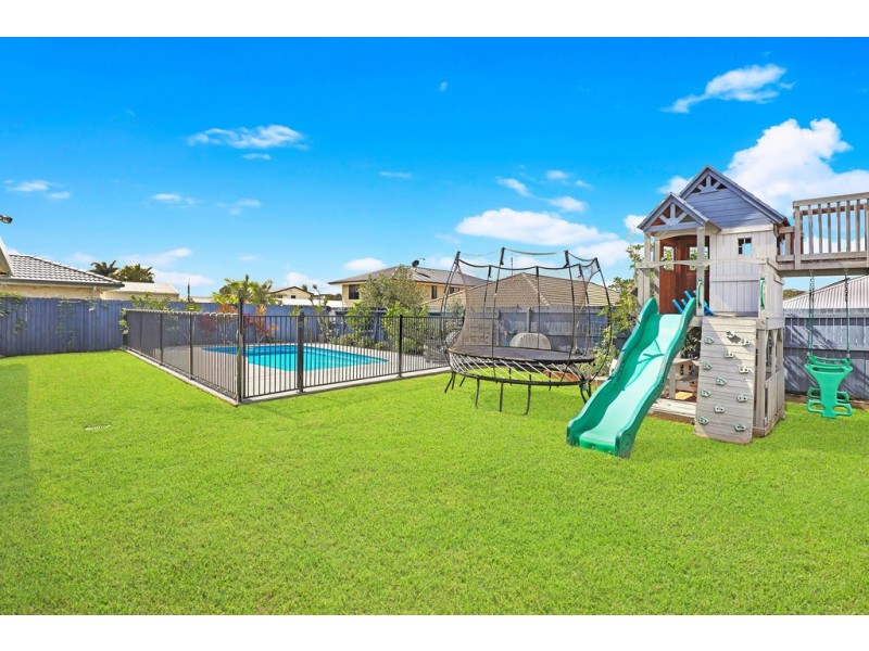 13 Primrose Pl, Little Mountain QLD 4551