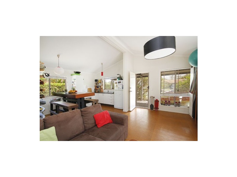 171 Oceanic Drive, Warana QLD 4575