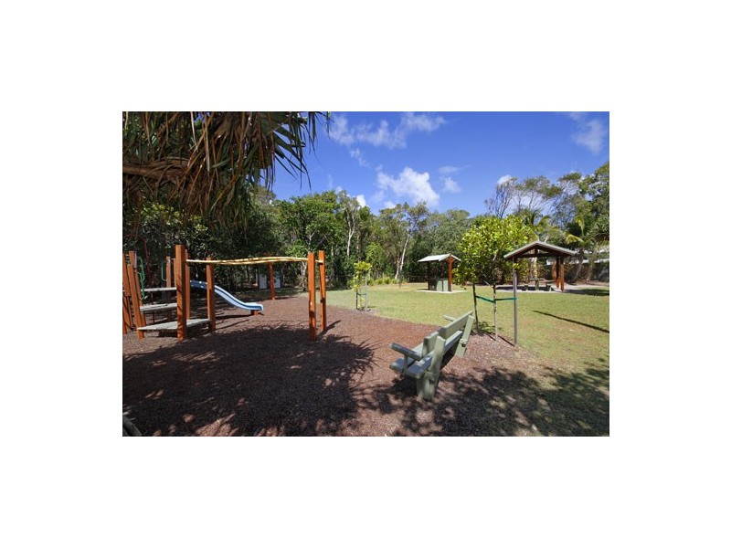 171 Oceanic Drive, Warana QLD 4575