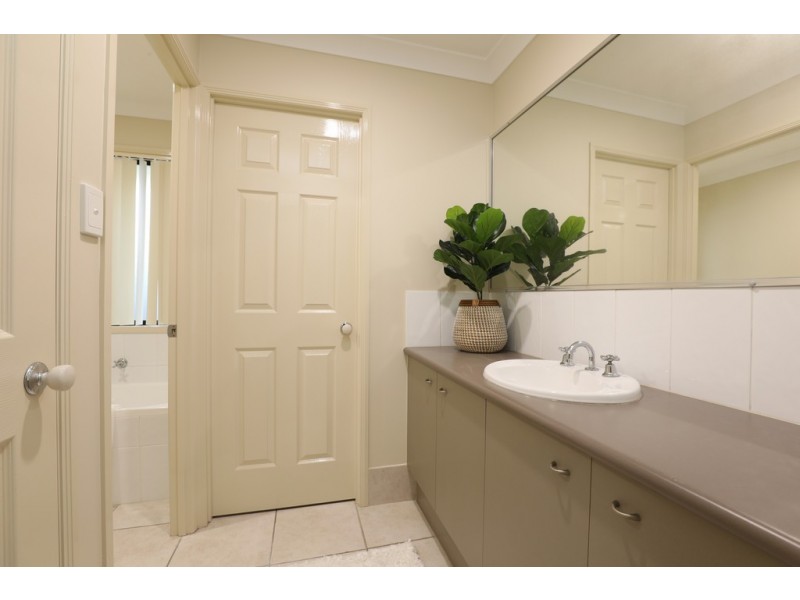 47 O’Reilly Dve, Caloundra West QLD 4551