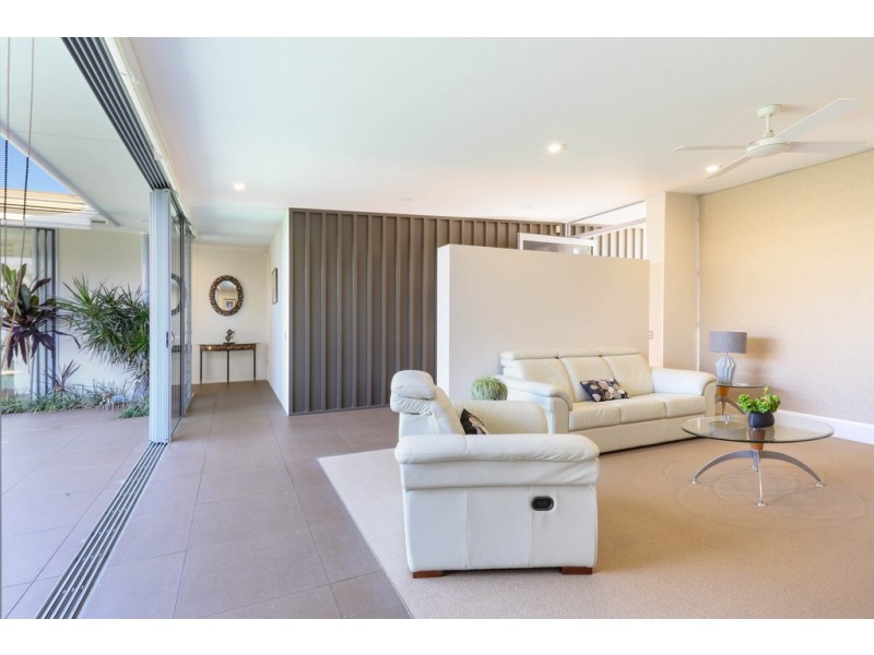 49 Whitehaven Way, Pelican Waters QLD 4551