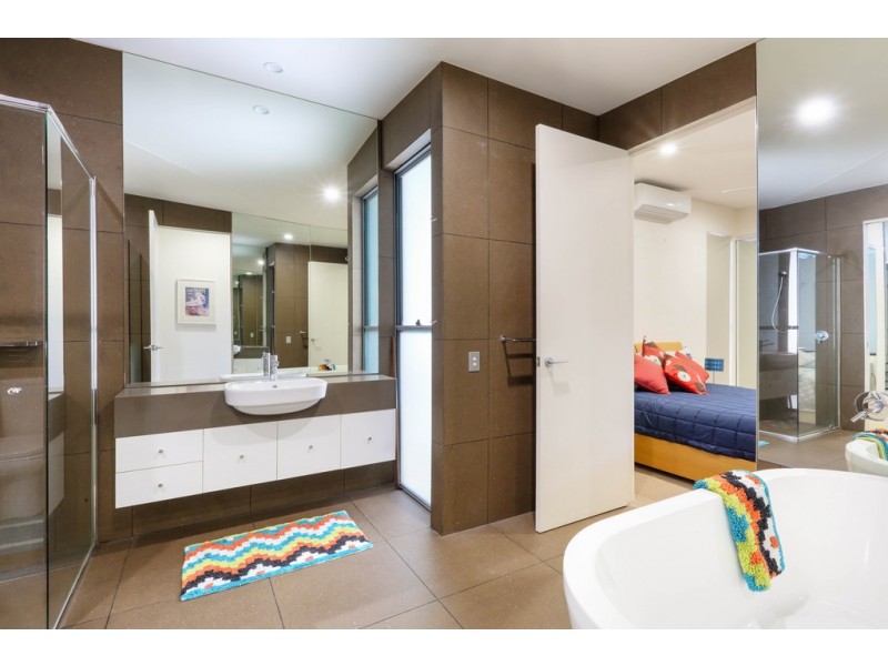 49 Whitehaven Way, Pelican Waters QLD 4551