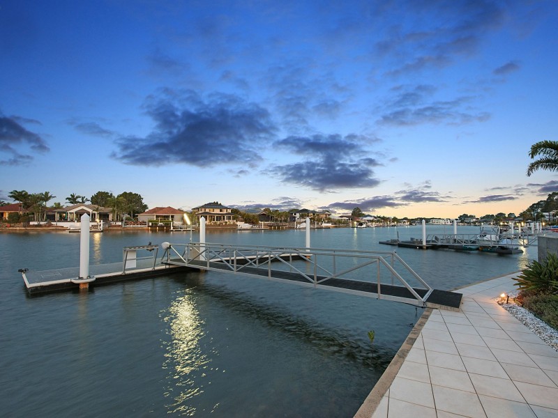 39 Edwardson Drive, Pelican Waters QLD 4551