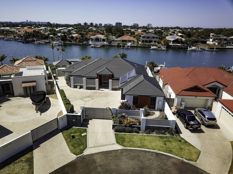 39 Edwardson Drive, Pelican Waters QLD 4551