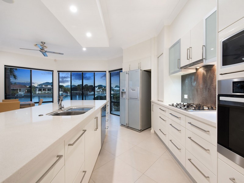 39 Edwardson Drive, Pelican Waters QLD 4551