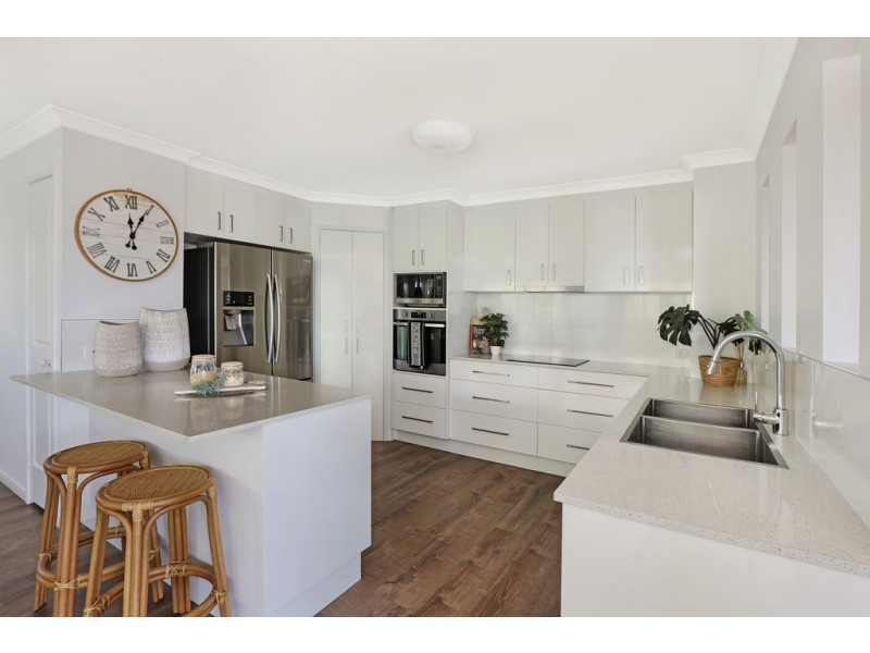 8 Rochester Rise, Aroona QLD 4551