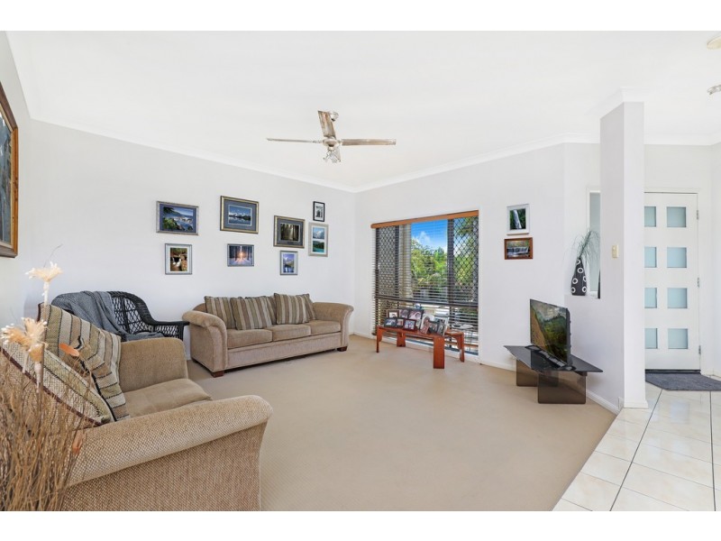 10 Timbertop Court, Little Mountain QLD 4551
