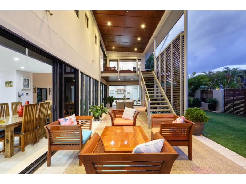 5 Edlundh Court, Pelican Waters QLD 4551