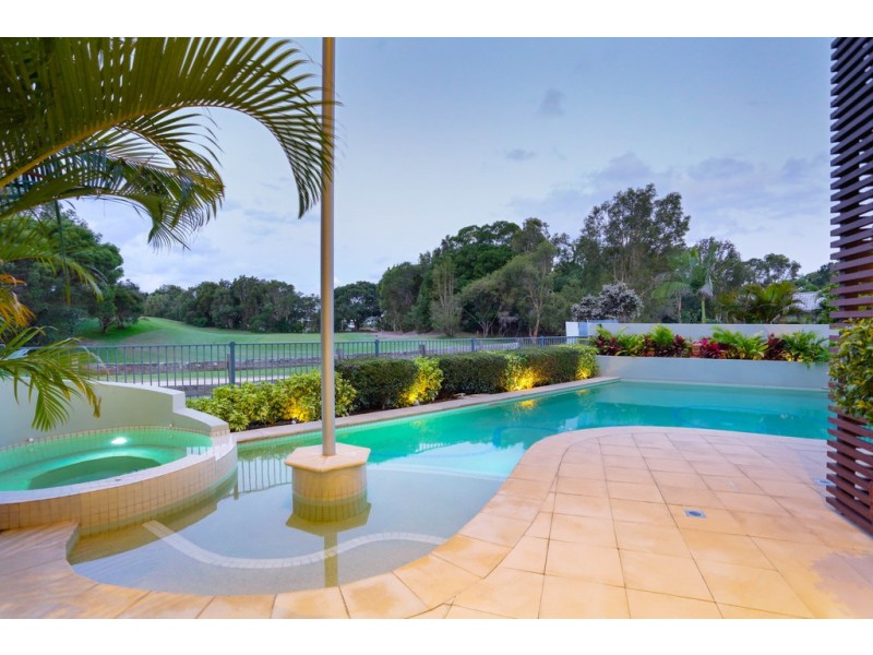 5 Edlundh Court, Pelican Waters QLD 4551