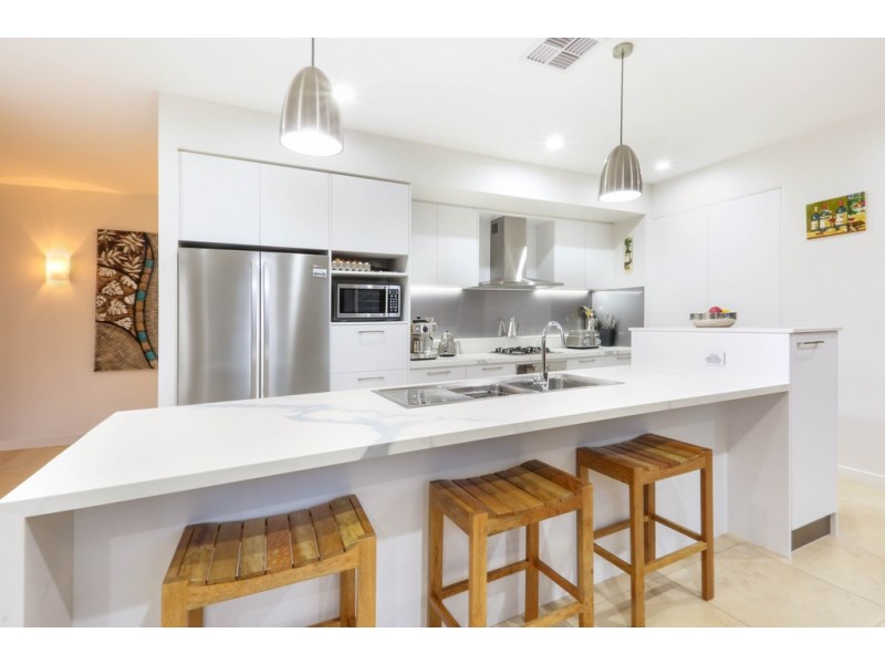 5 Edlundh Court, Pelican Waters QLD 4551