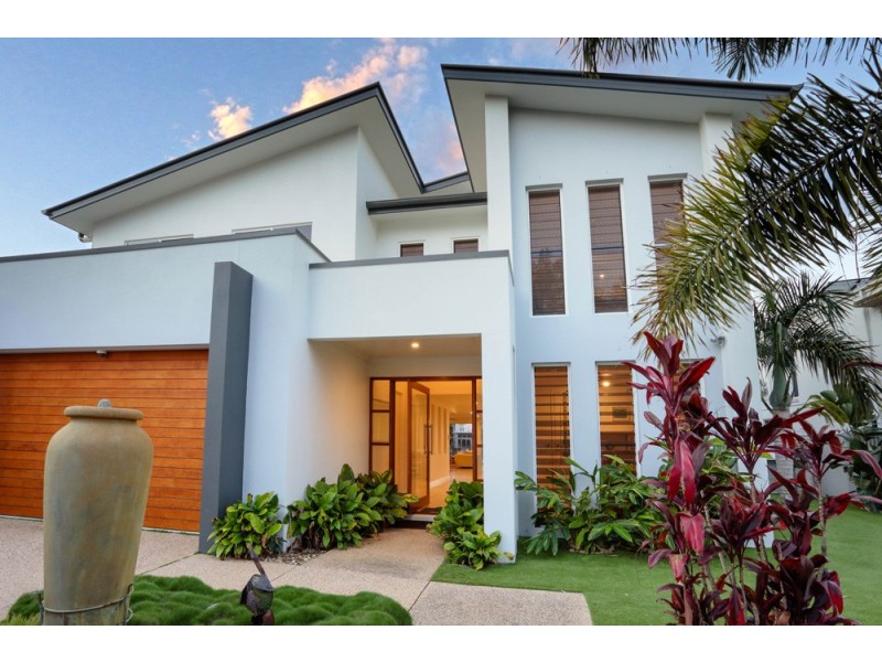 5 Artunga Place, Pelican Waters QLD 4551