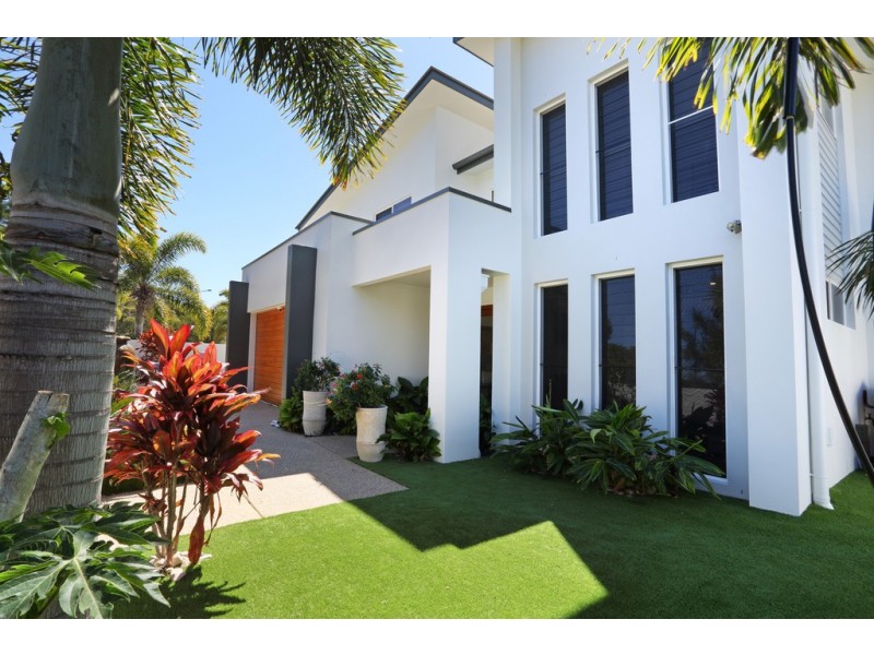 5 Artunga Place, Pelican Waters QLD 4551