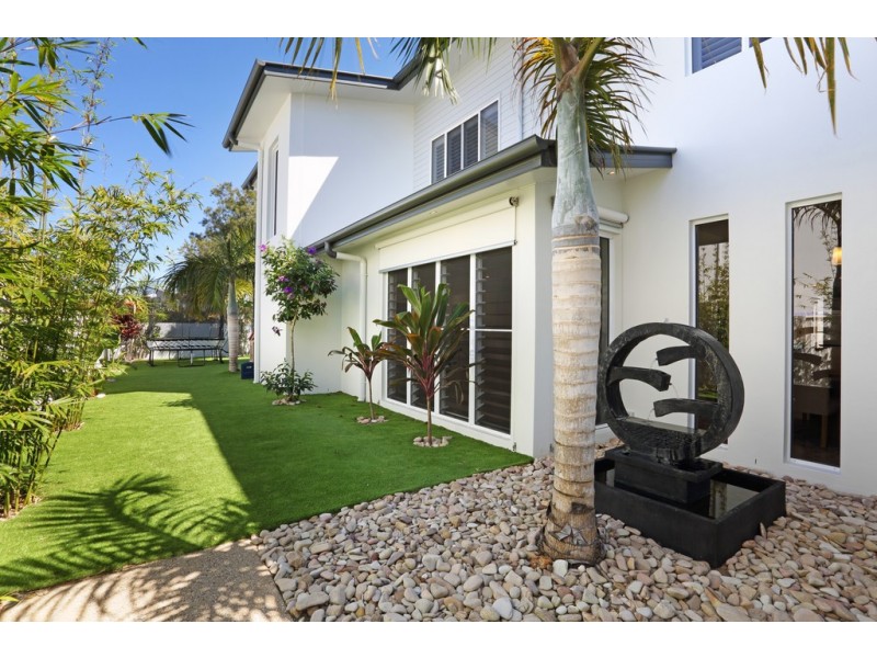 5 Artunga Place, Pelican Waters QLD 4551