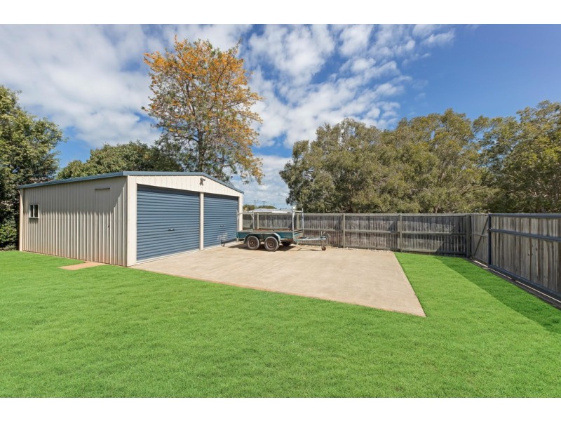 14 Nelson St, Golden Beach QLD 4551