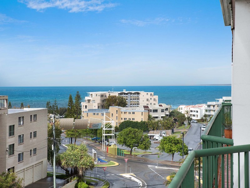 11/44 Edmund St – Whitecaps, Kings Beach QLD 4551