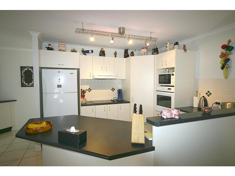 6 Kamala Pl, Currimundi QLD 4551