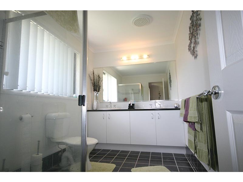 6 Kamala Pl, Currimundi QLD 4551