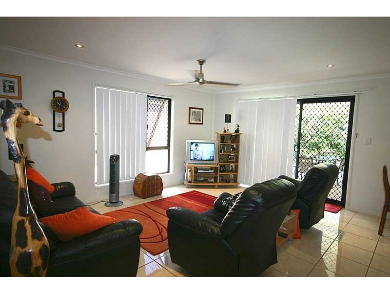 6 Kamala Pl, Currimundi QLD 4551