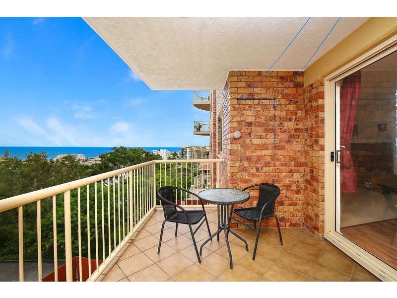 2/18 Queen Street, Kings Beach QLD 4551