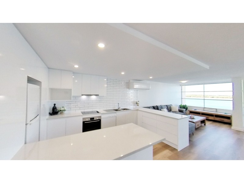 12/4 Maloja Avenue, Caloundra QLD 4551