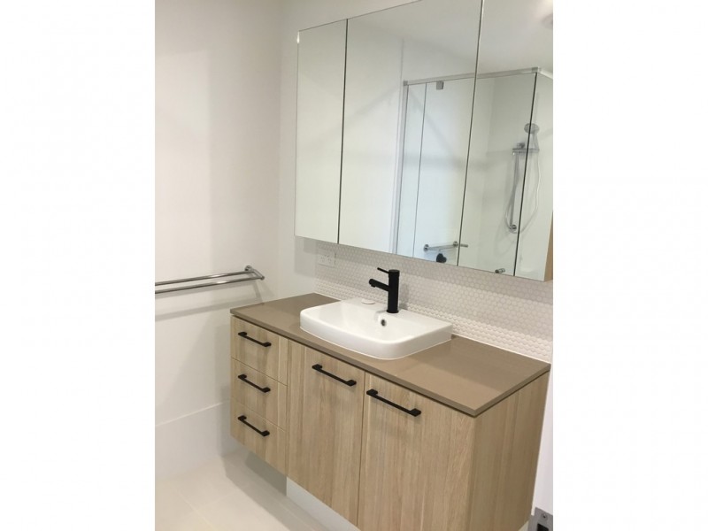 20410/96 Memorial Ave, Cotton Tree QLD 4558