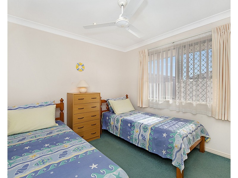 11 Gradorean St, Pelican Waters QLD 4551
