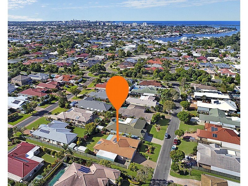 11 Gradorean St, Pelican Waters QLD 4551