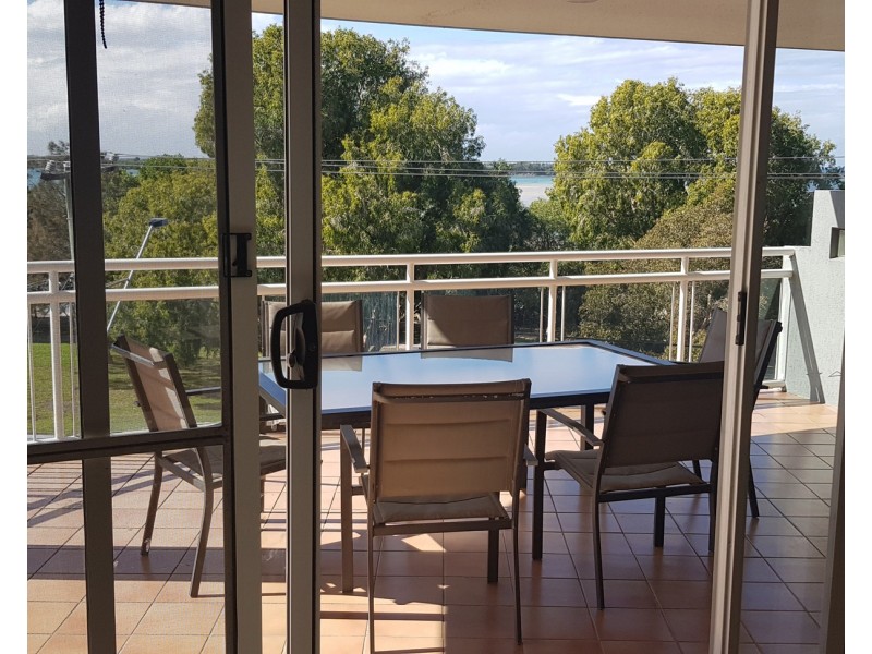 12/62 Esplanade, Golden Beach QLD 4551