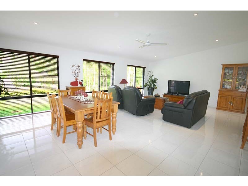 7 Jason Place, Little Mountain QLD 4551