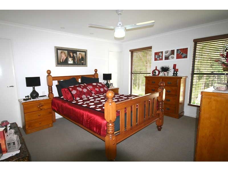 7 Jason Place, Little Mountain QLD 4551