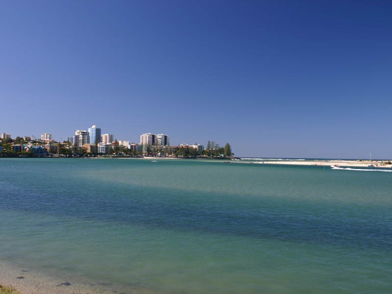 2/1 Leichhardt St, Golden Beach QLD 4551