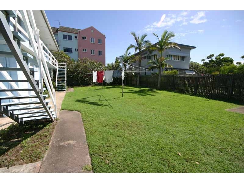 2/1 Leichhardt St, Golden Beach QLD 4551