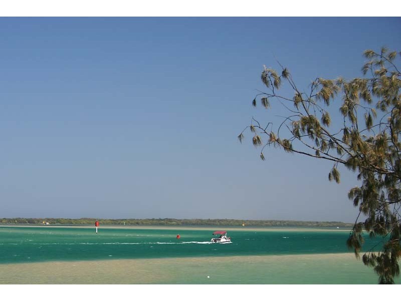 2/1 Leichhardt St, Golden Beach QLD 4551