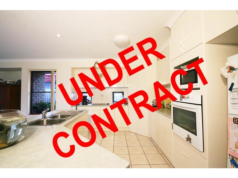 41 Kalowendha Ave, Pelican Waters QLD 4551