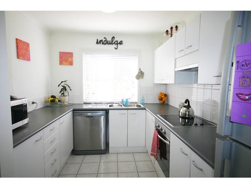 2/3 Brigalow St, Caloundra West QLD 4551