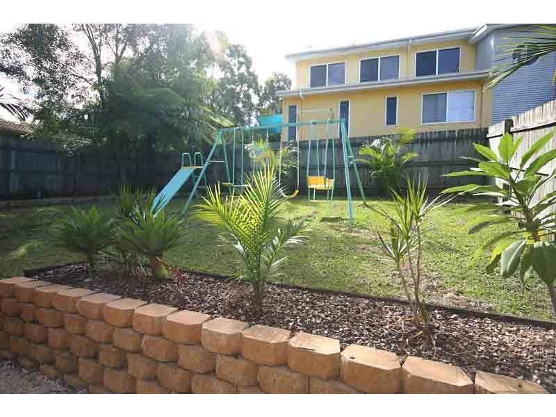 2/3 Brigalow St, Caloundra West QLD 4551