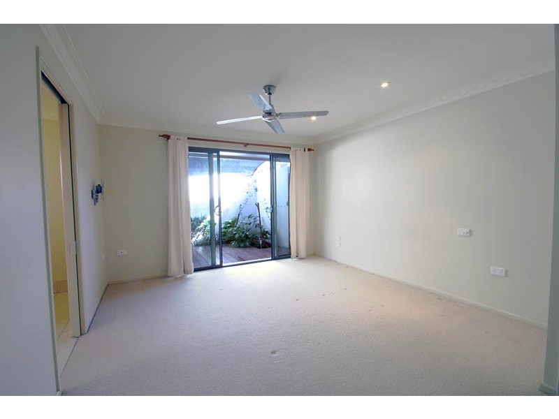 3 Ikara St, Battery Hill QLD 4551