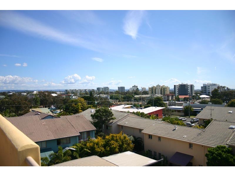 15/58 Sixth Ave, Maroochydore QLD 4558