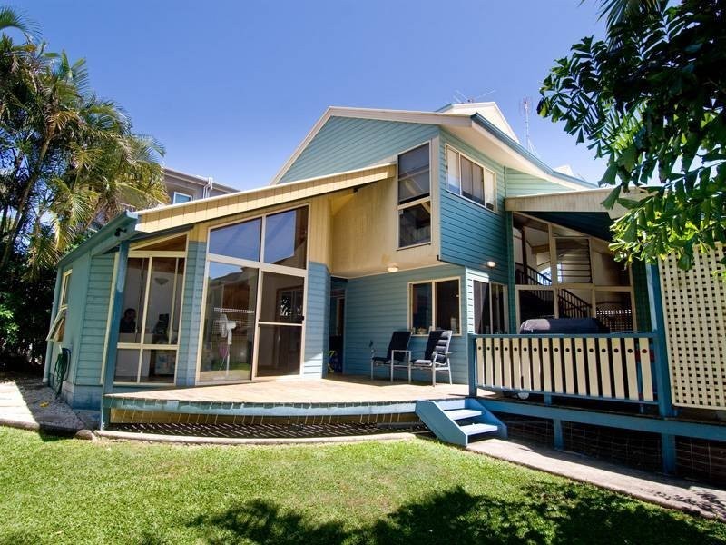 7 Acacia Av, Shelly Beach QLD 4551