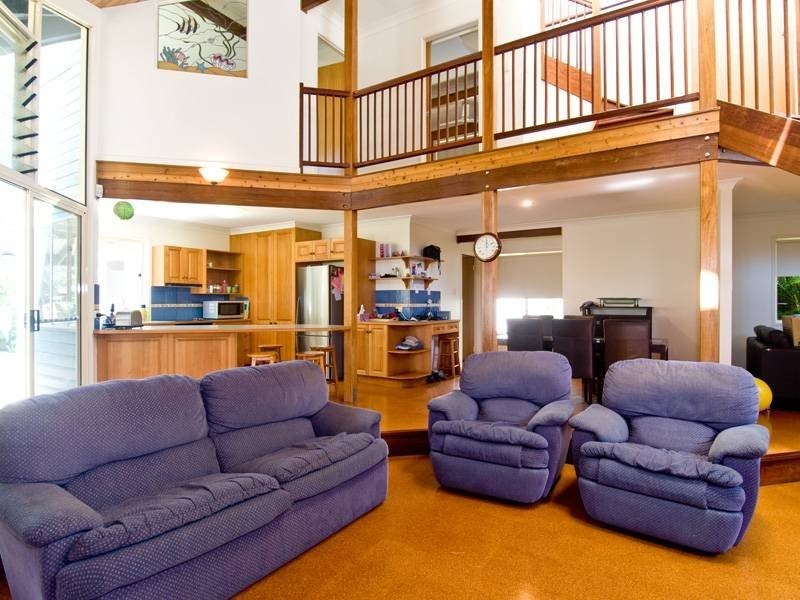 7 Acacia Av, Shelly Beach QLD 4551