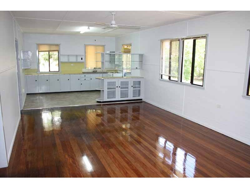 105 golden Beach Esplanade, Golden Beach QLD 4551