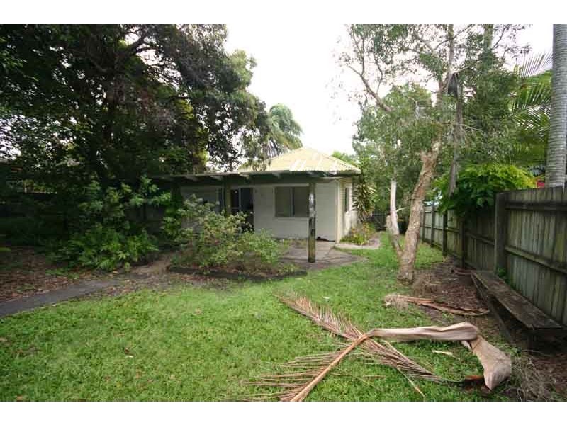 39 Edmund St, Shelly Beach QLD 4551