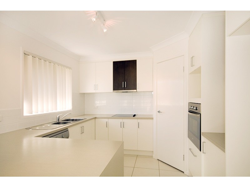 33 ALICIA CCT, Little Mountain QLD 4551