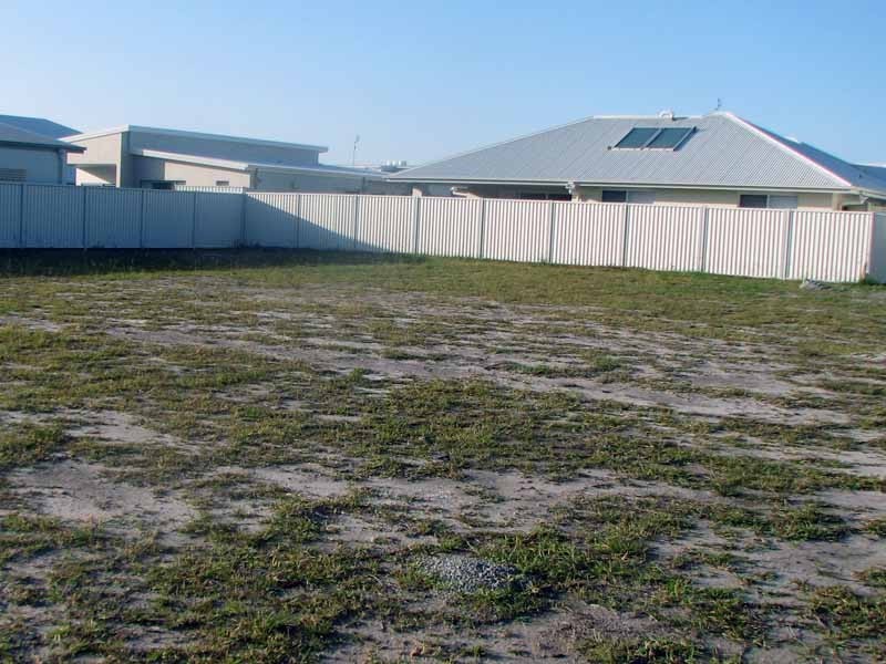 33 Deep Water Cct, Pelican Waters QLD 4551