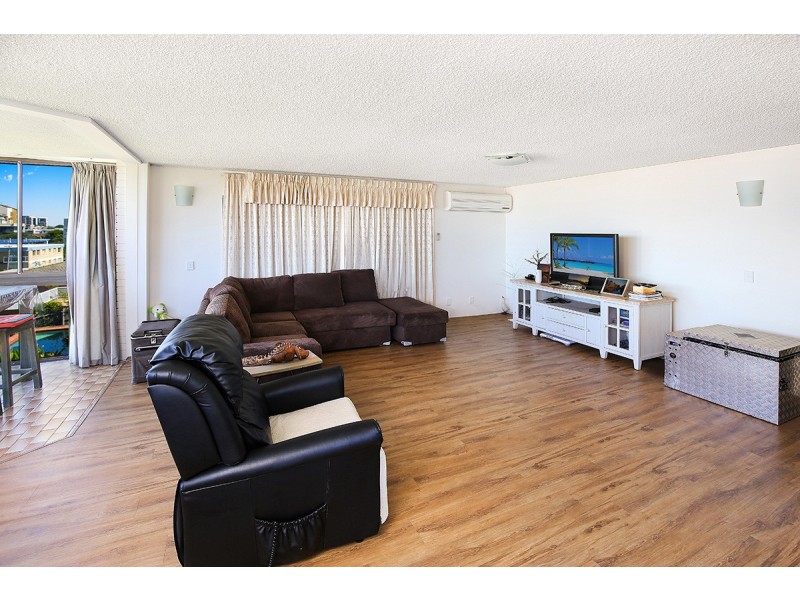 2/6 Burgess St – Burgess Court, Kings Beach QLD 4551