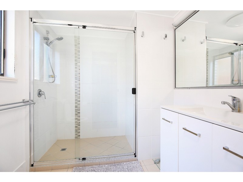 2/6 Burgess St – Burgess Court, Kings Beach QLD 4551