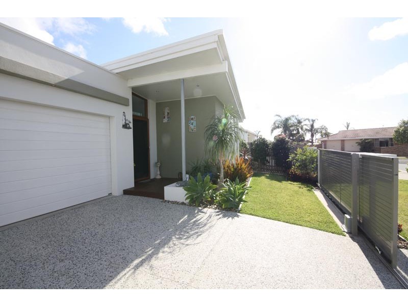 5 Battens Street, Wurtulla QLD 4575